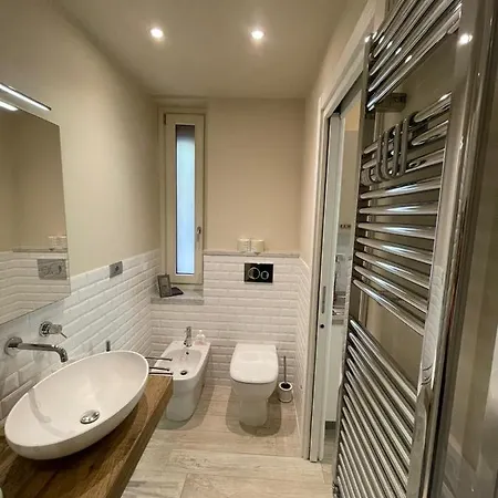 Ad Uso Turistico - Vda - - Numero 0103 Aosta